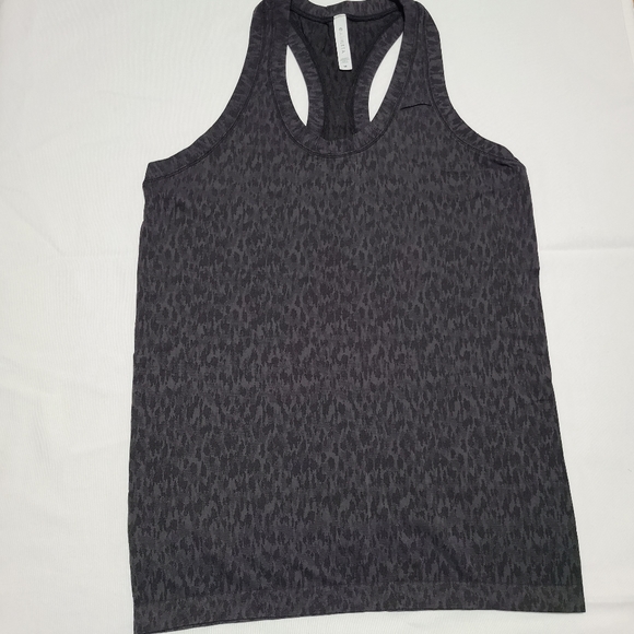 Athleta Momentum Allure Print Tank sz M - Picture 2 of 6
